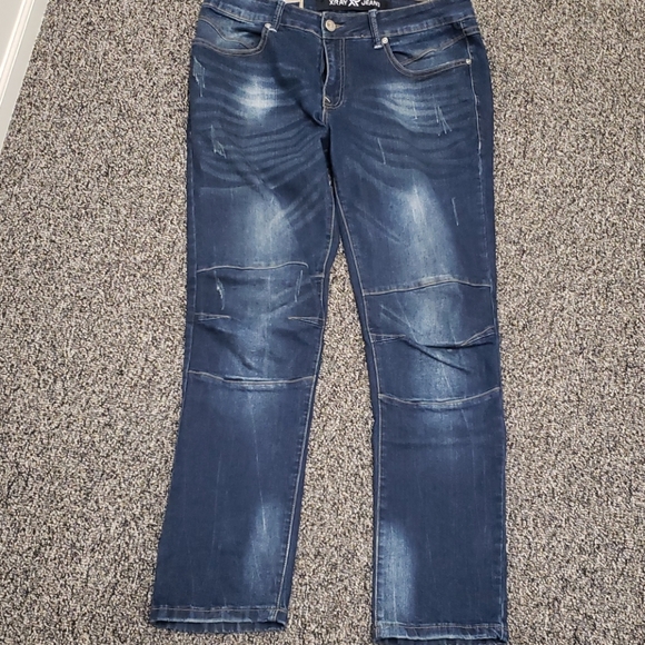 Jeans 👖 - Picture 3 of 4